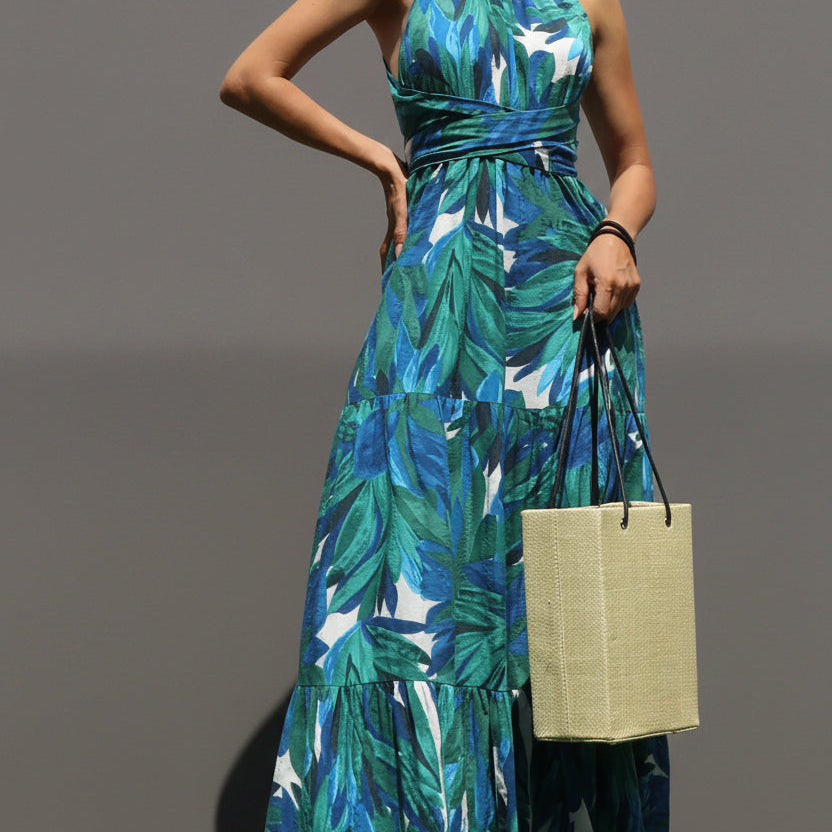 Amanda Maxi Dress in blue tones-Red Eleganza Boutique .

Woman wearing Amanda Maxi Dress-floor length boutique stye.