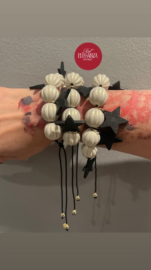 CHUNKY BEADS BRACELET STAR (BLACK/RED STARS)