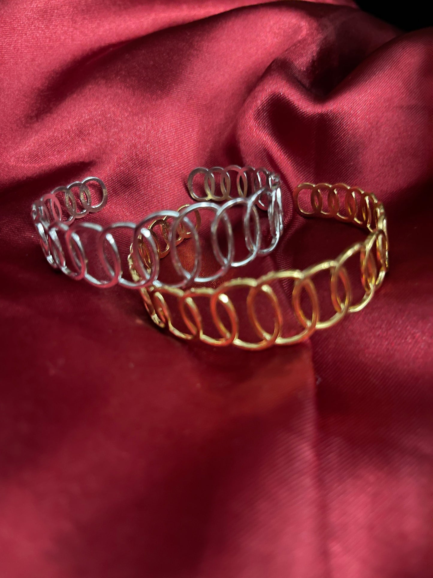 OVAL BANGLE (SILVER/GOLD