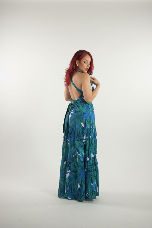 Amanda Maxi Dress in blue tones-Red Eleganza Boutique .

Woman wearing Amanda Maxi Dress-floor length boutique stye.