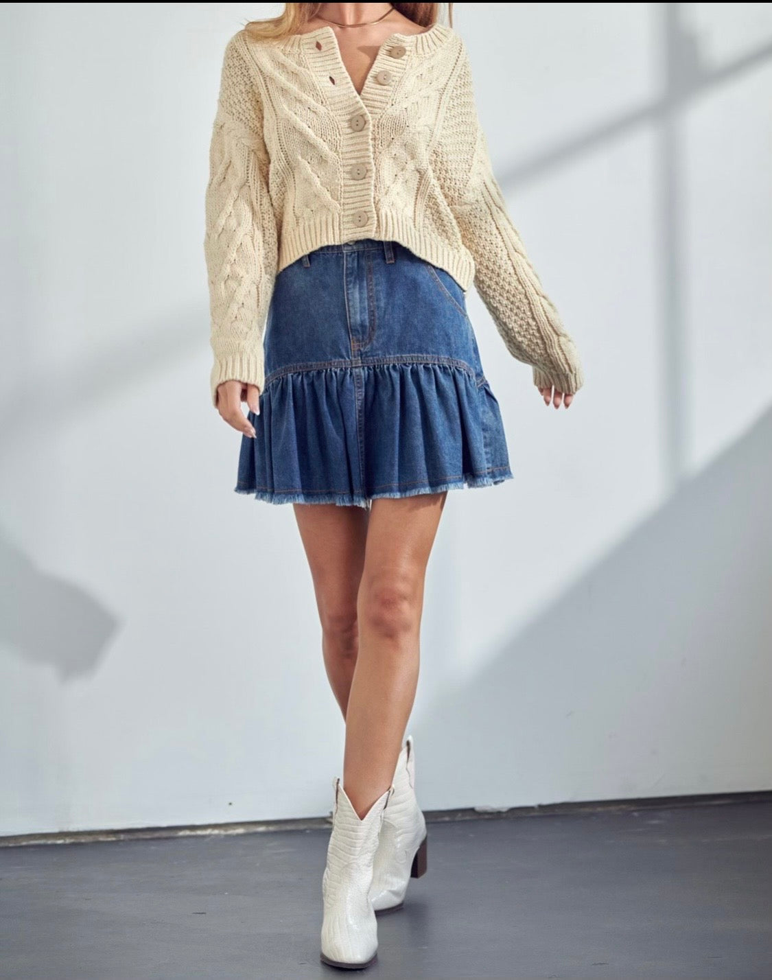 VITTORIA PLEATS DETAILED DENIM MINI SKIRT