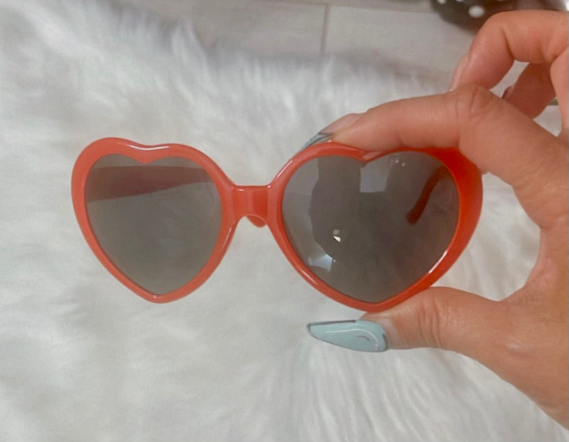 RED LOVE SUNGLASSES